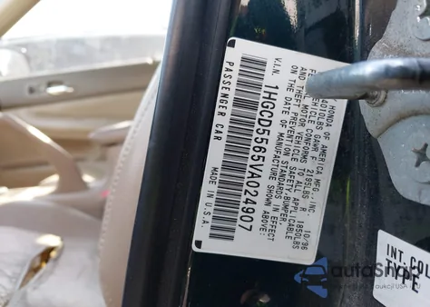 1997 Honda Accord Ex z USA, uszkodzony, nr VIN 1HGCD5565VA024907